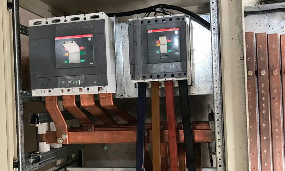 ingeniería en tableros de Kuhn